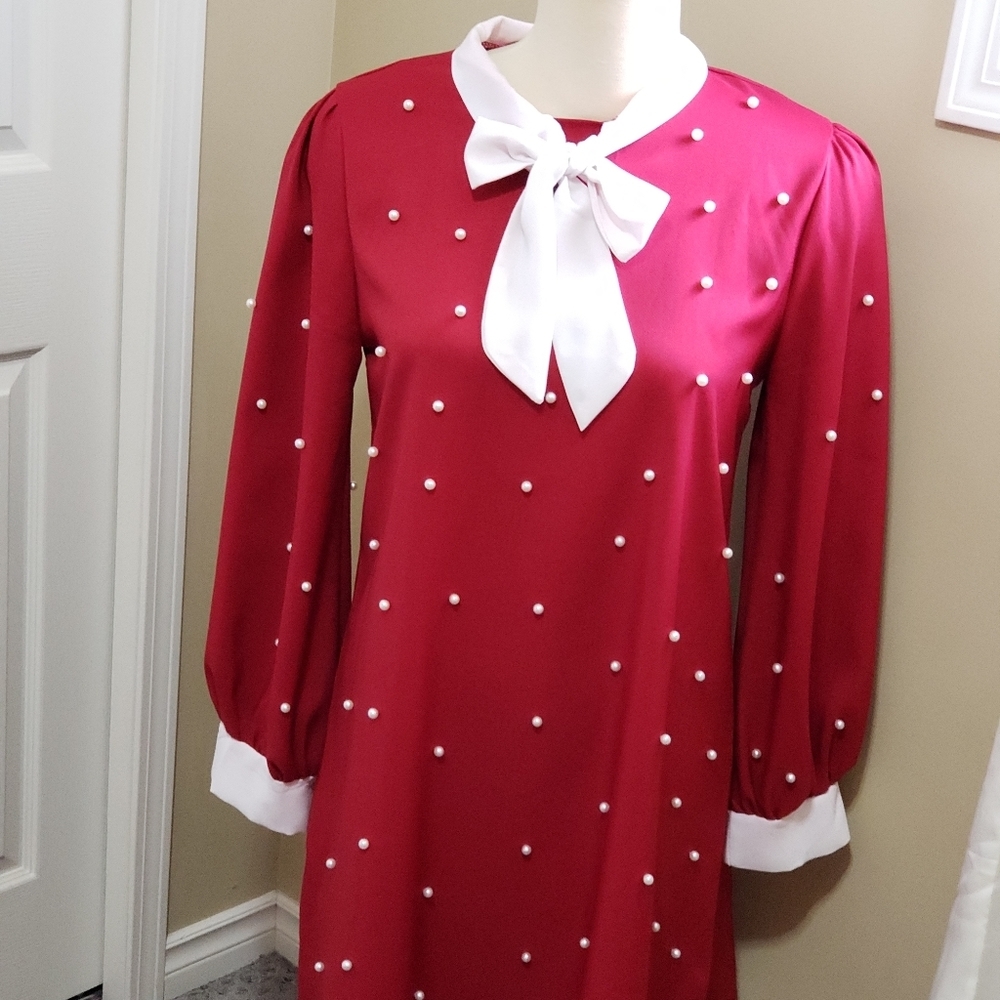Dress - Picture 2 of 4